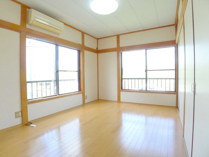 物件内観写真9　(居室)