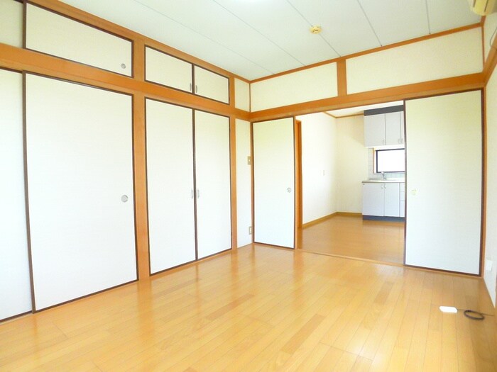 物件内観写真10　(居室)