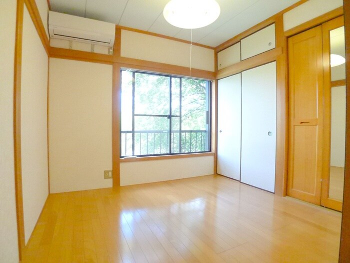 物件内観写真12　(居室)