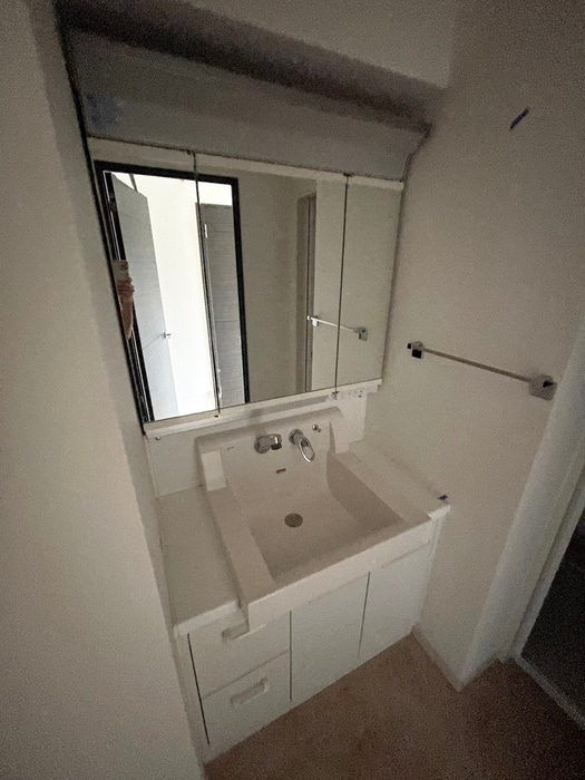 物件内観写真9　(洗面)