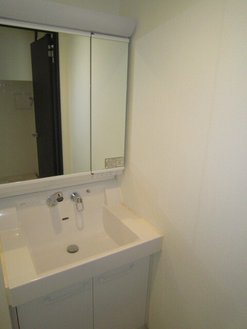 物件内観写真11　(洗面)
