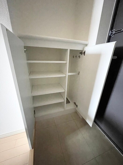 物件内観写真14　(靴箱)