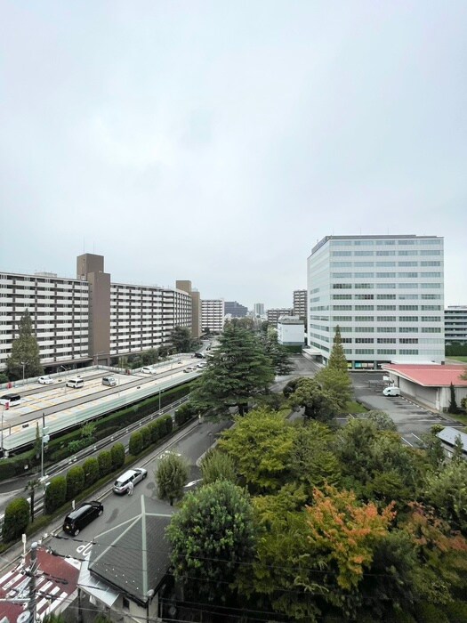 物件内観写真20　(室内からの展望)