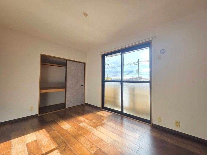 物件内観写真9　(居室)