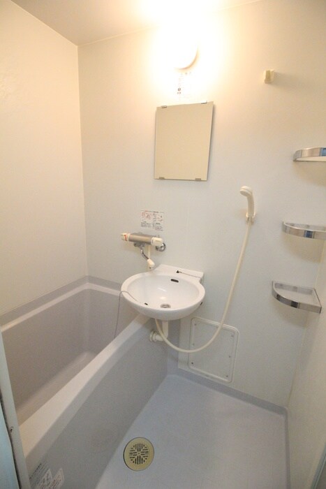 物件内観写真11　(バス／シャワールーム等)