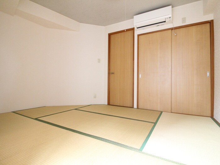 物件内観写真19　(居室)