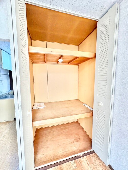 物件内観写真11　(収納)