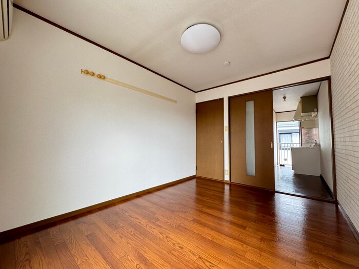 物件内観写真7　(居室)