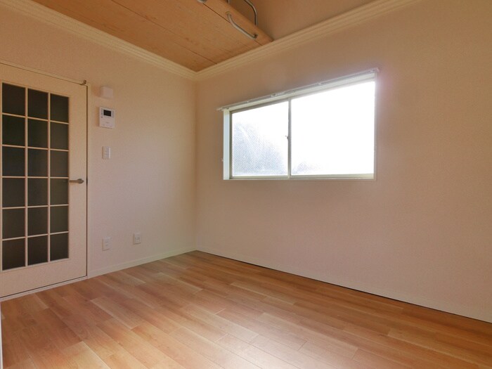 物件内観写真10　(居室)