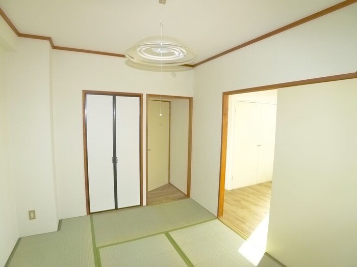 物件内観写真10　(居室)