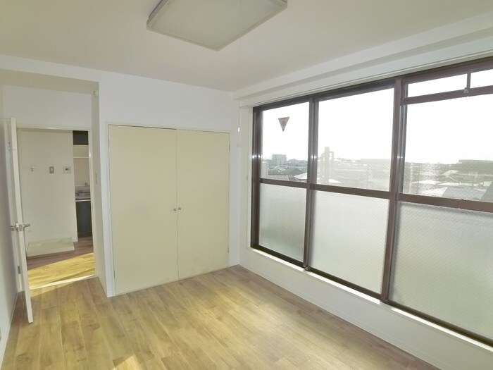 物件内観写真19　(居室)