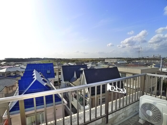 物件内観写真22　(室内からの展望)