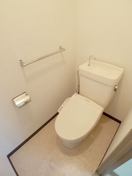 物件内観写真15　(トイレ)