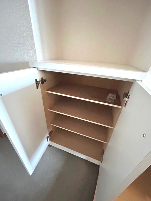 物件内観写真12　(靴箱)