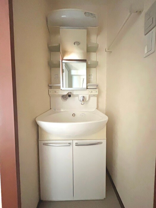 物件内観写真15　(洗面)