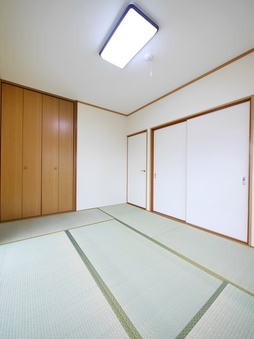 物件内観写真7　(居室)