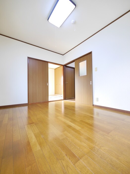 物件内観写真17　(居室)