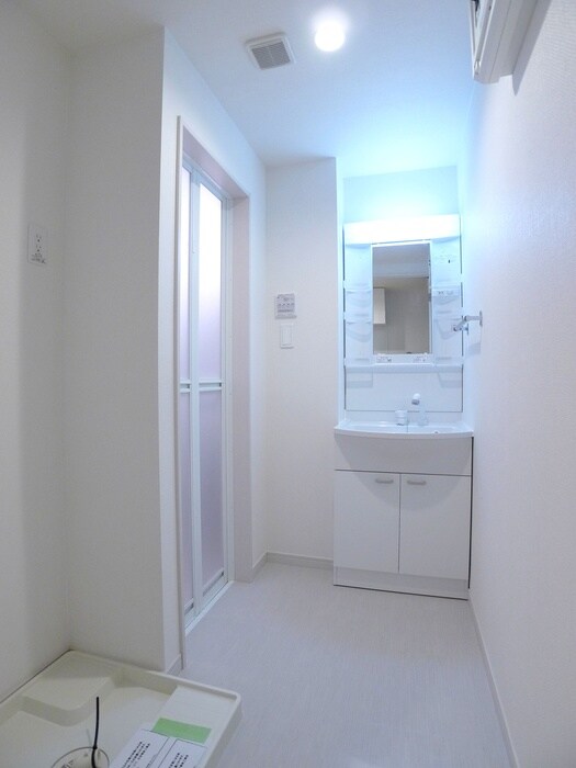 物件内観写真13　(洗面)