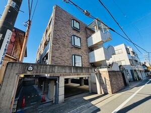 ヒルトップガーデン外観写真