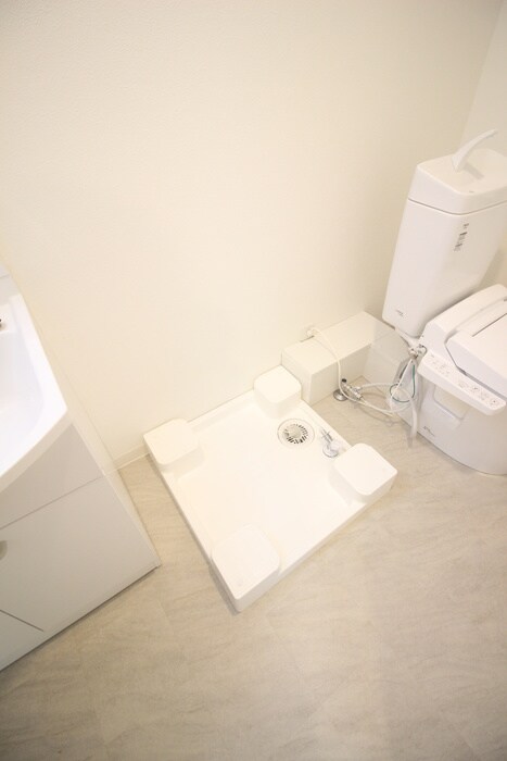 物件内観写真17　(洗濯機置場)