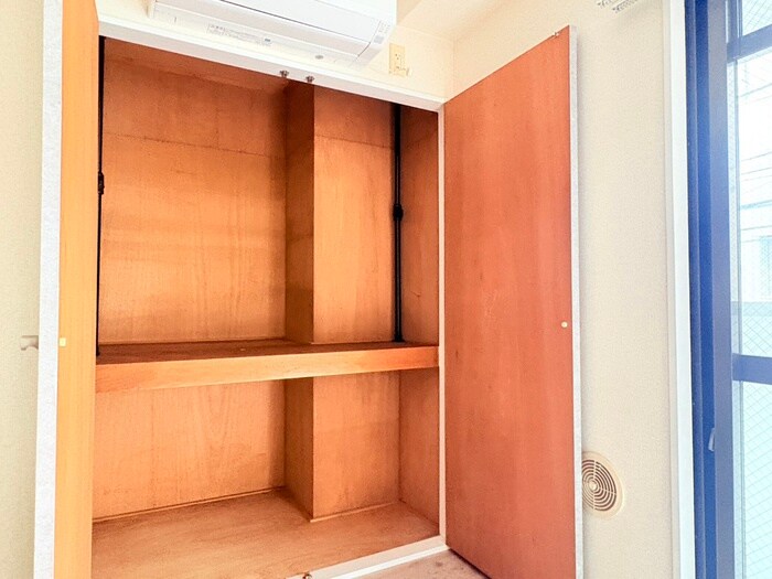 物件内観写真10　(収納)