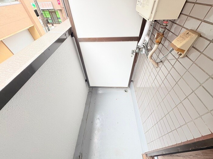 物件内観写真13　(洗濯機置場)