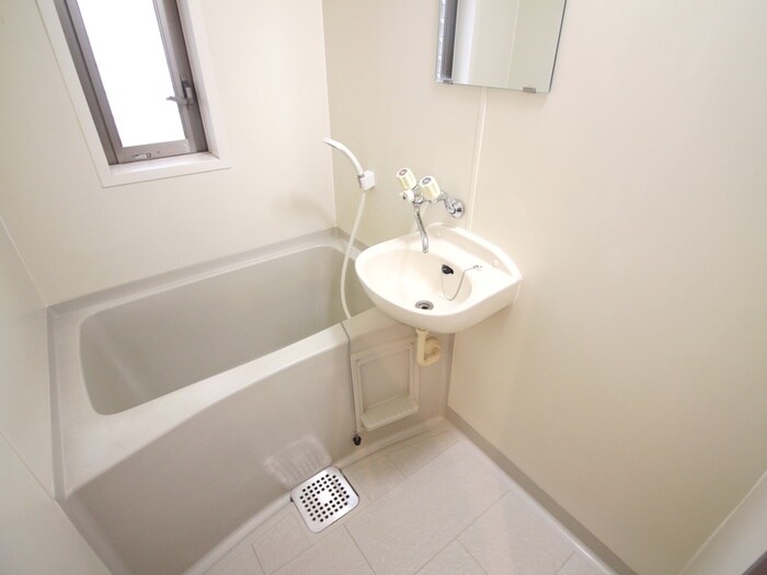 物件内観写真10　(バス／シャワールーム等)