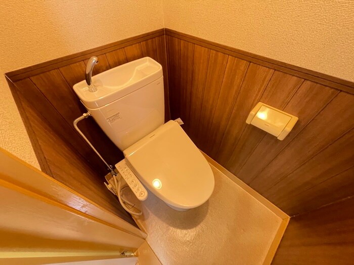 物件内観写真13　(トイレ)
