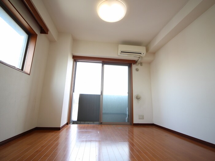 物件内観写真7　(居室)