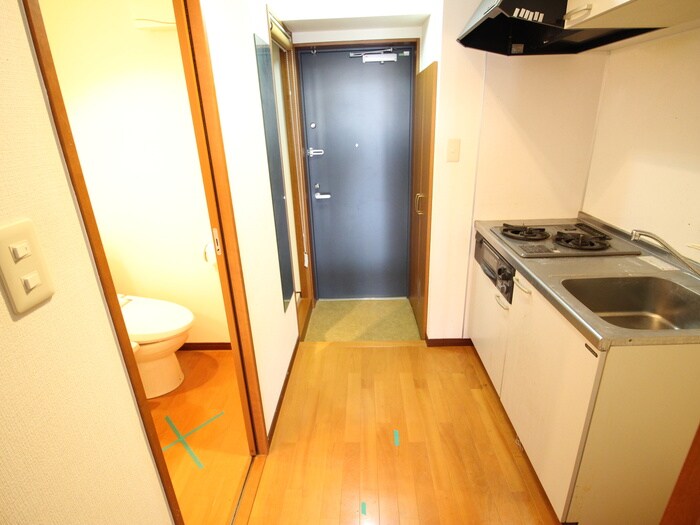 物件内観写真18　(廊下)