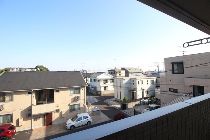 物件内観写真16　(室内からの展望)