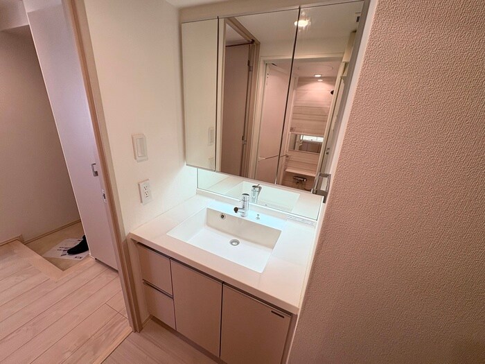 物件内観写真8　(洗面)