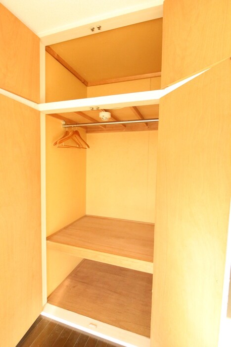 物件内観写真10　(収納)