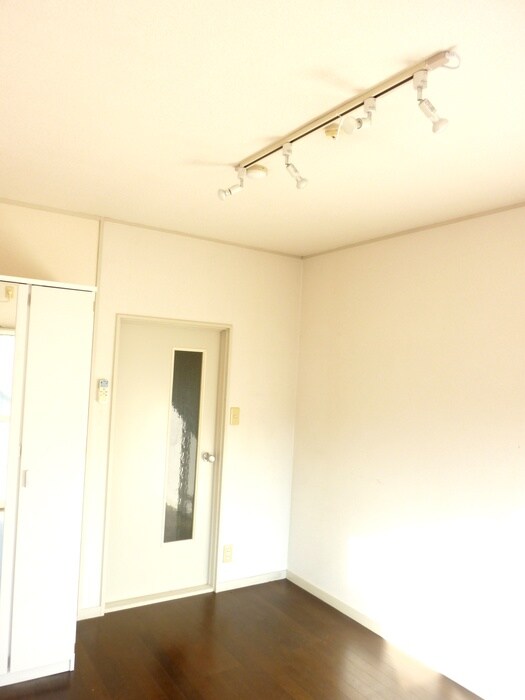 物件内観写真15　(居室)