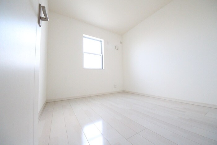 物件内観写真18　(居室)