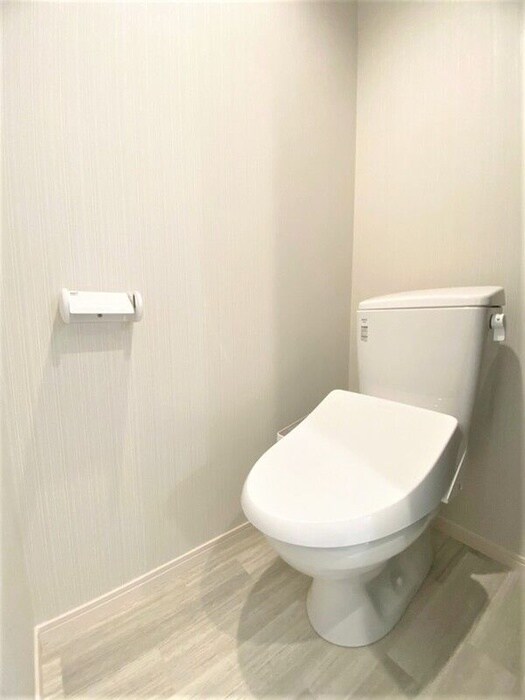 物件内観写真8　(トイレ)