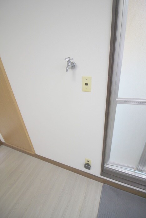 物件内観写真22　(洗濯機置場)