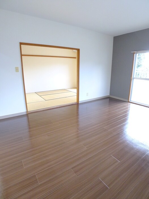 物件内観写真14　(居室)