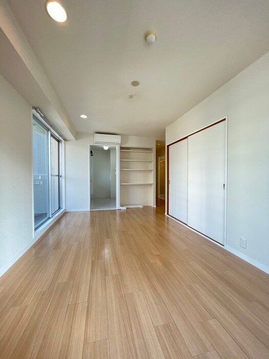 物件内観写真6　(居室)