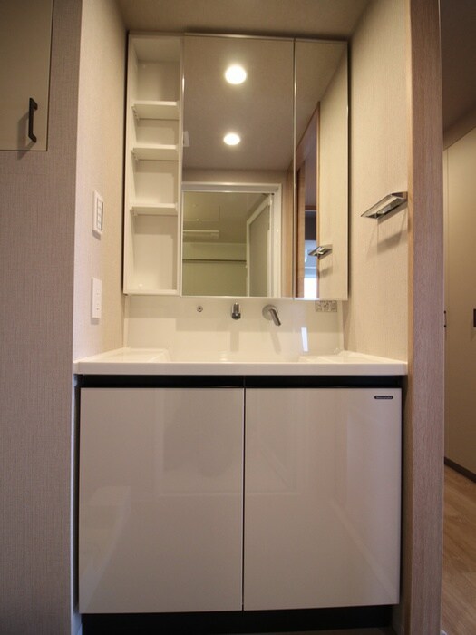 物件内観写真12　(洗面)