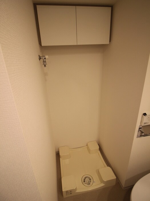 物件内観写真14　(洗濯機置場)