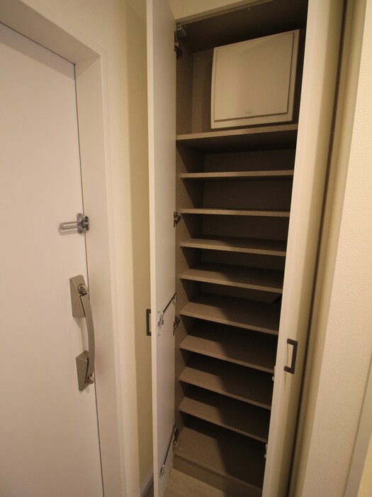 物件内観写真19　(靴箱)