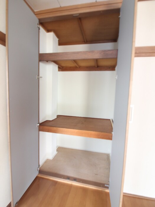 物件内観写真13　(収納)