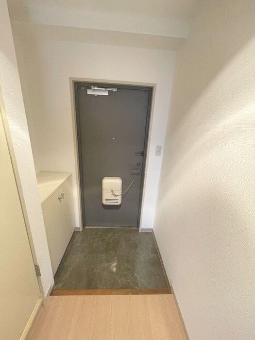 物件内観写真21　(玄関)