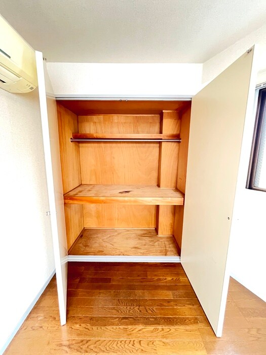 物件内観写真13　(収納)