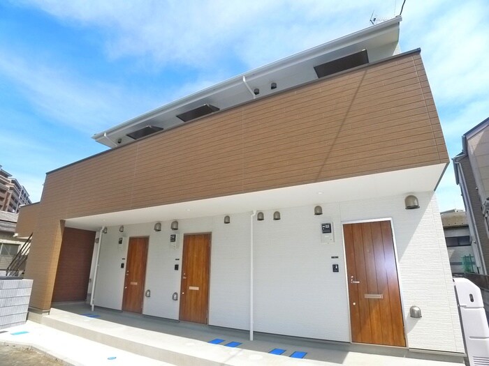 物件外観写真2　(外観写真)