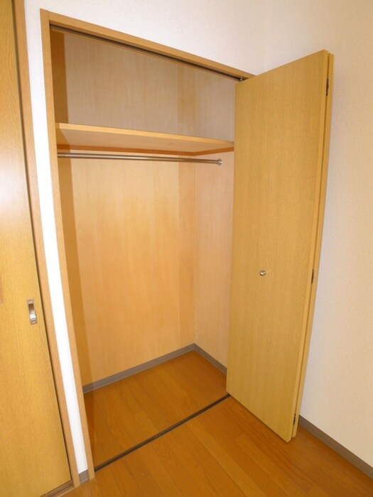 物件内観写真9　(収納)