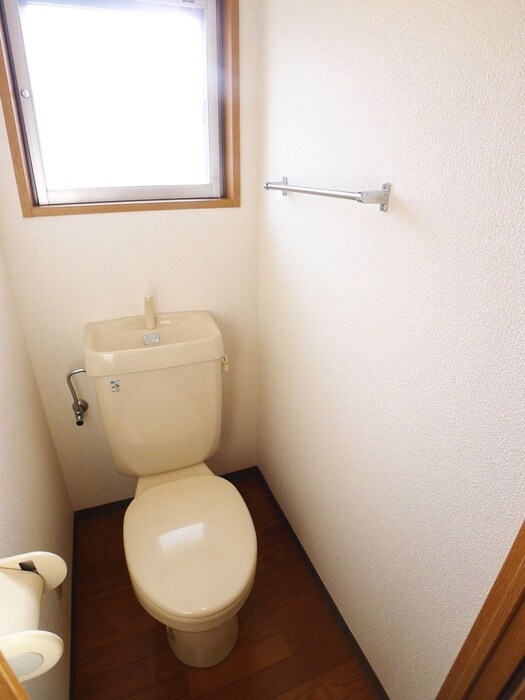 物件内観写真12　(トイレ)