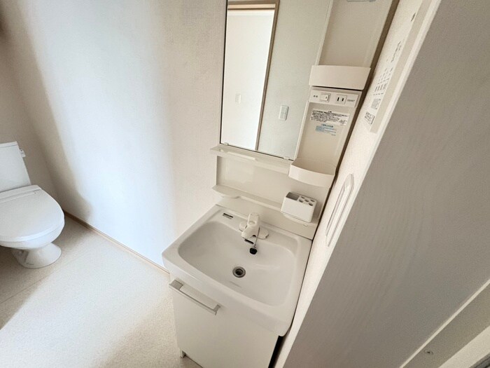 物件内観写真14　(洗面)