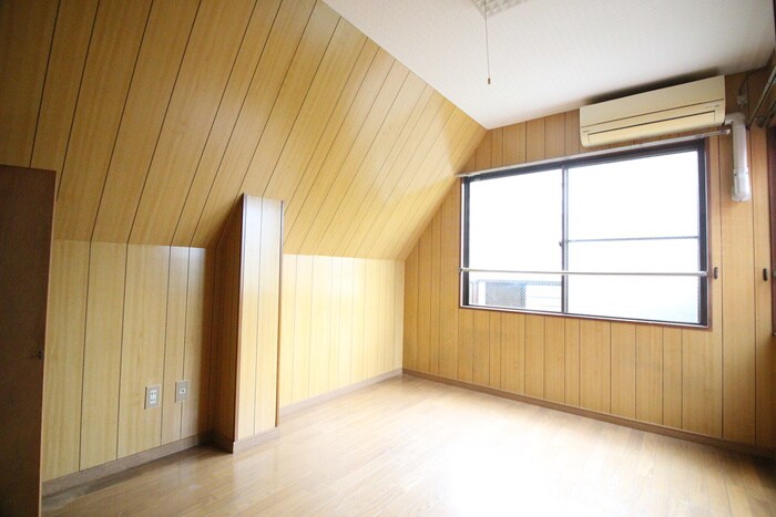 物件内観写真13　(居室)